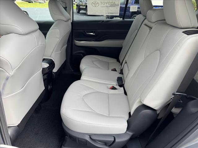 new 2025 Toyota Grand Highlander car, priced at $55,693