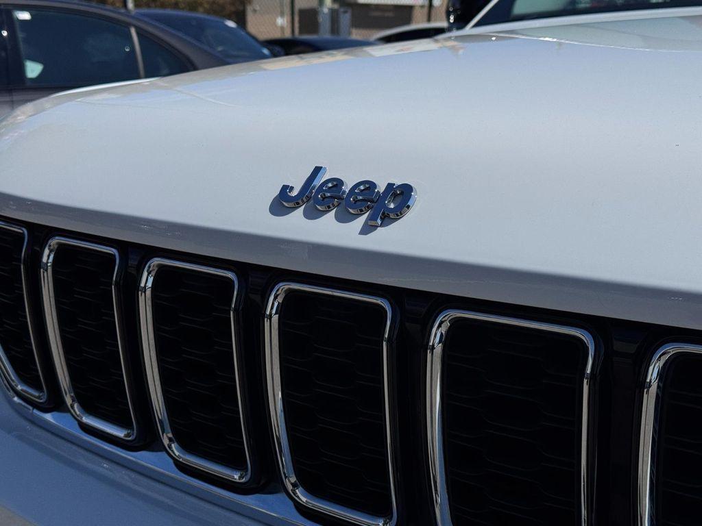used 2022 Jeep Grand Cherokee L car, priced at $28,995