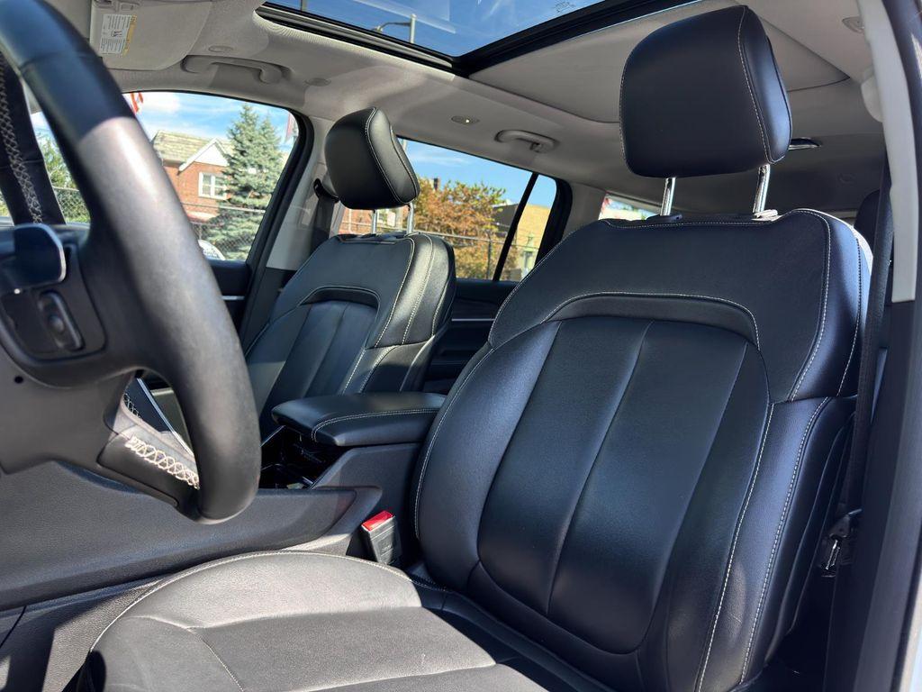 used 2022 Jeep Grand Cherokee L car, priced at $28,995