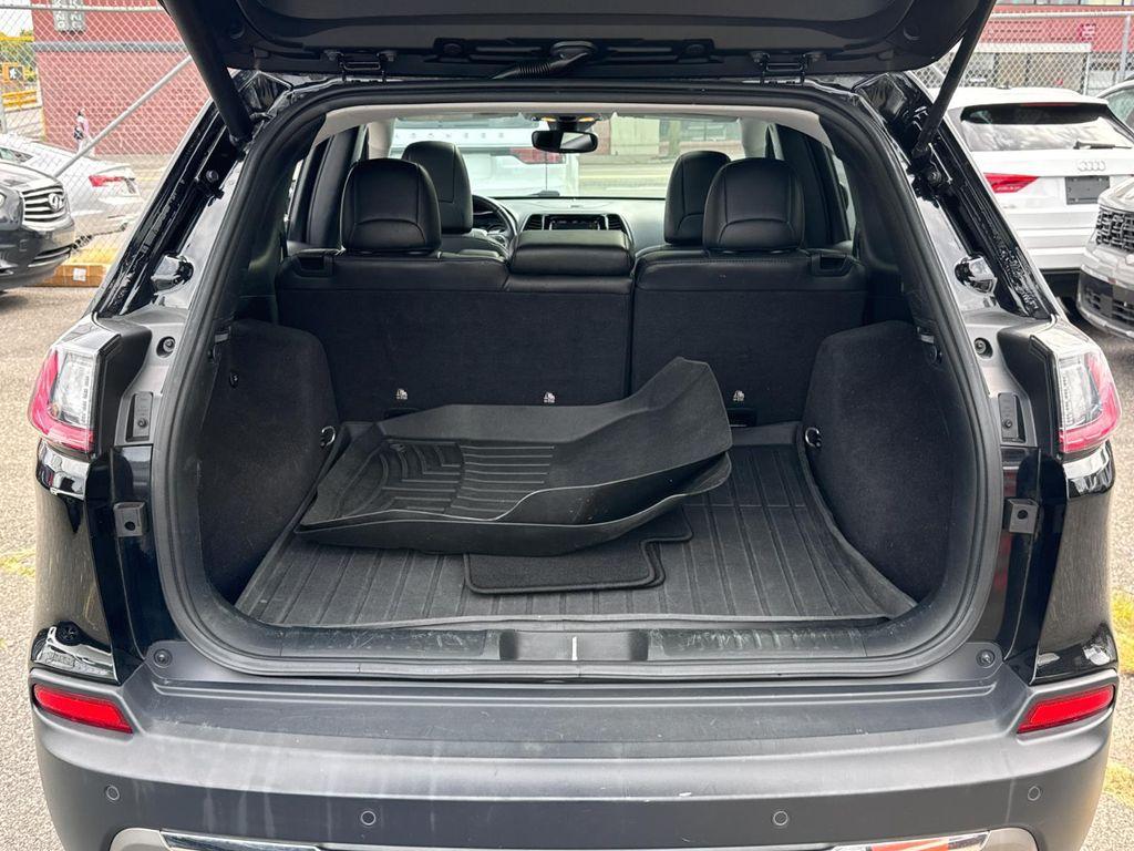 used 2019 Jeep Cherokee car, priced at $12,895
