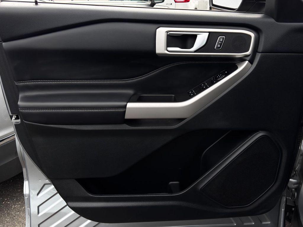 used 2022 Ford Explorer car, priced at $27,250