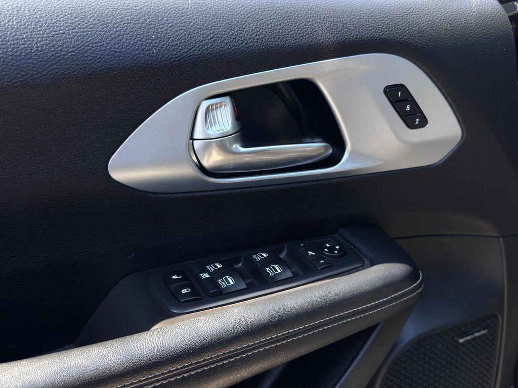 used 2020 Chrysler Pacifica car, priced at $16,895