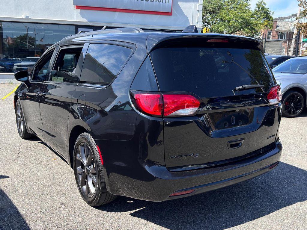 used 2020 Chrysler Pacifica car, priced at $16,895