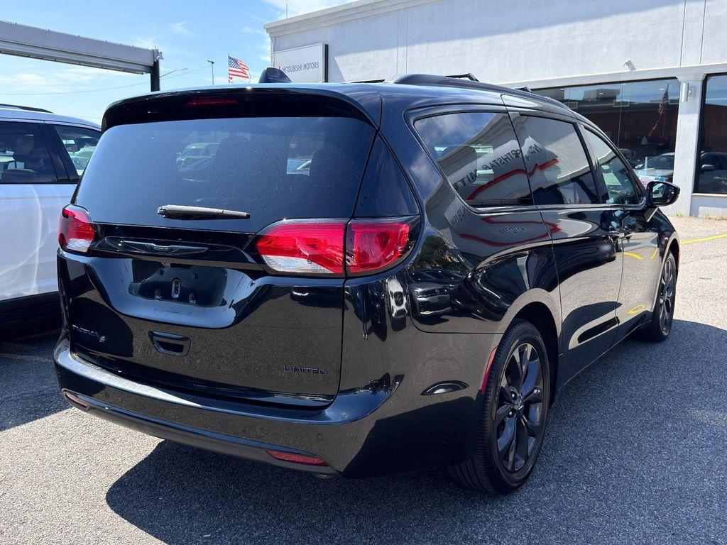 used 2020 Chrysler Pacifica car, priced at $16,895