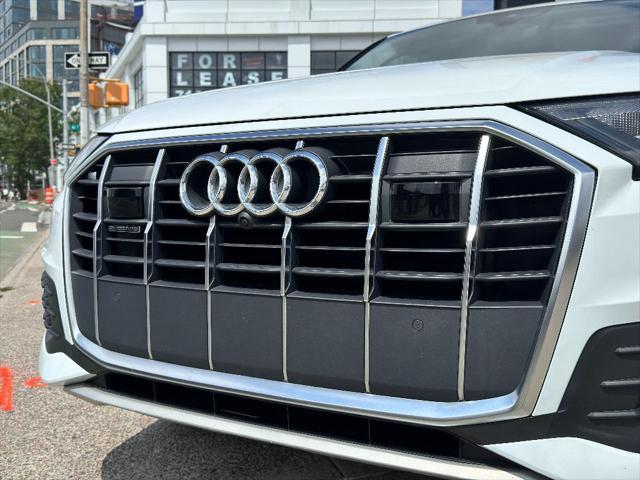 used 2022 Audi Q7 car, priced at $32,800