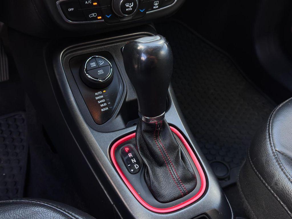 used 2019 Jeep Compass car, priced at $9,695