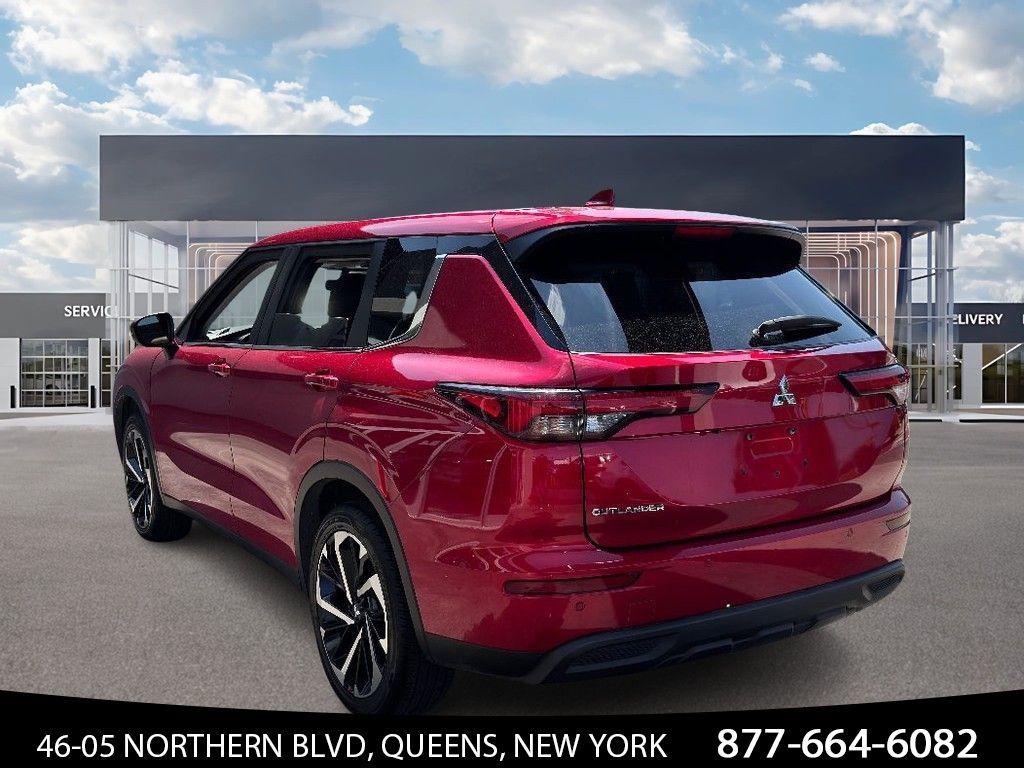 used 2022 Mitsubishi Outlander car, priced at $23,495
