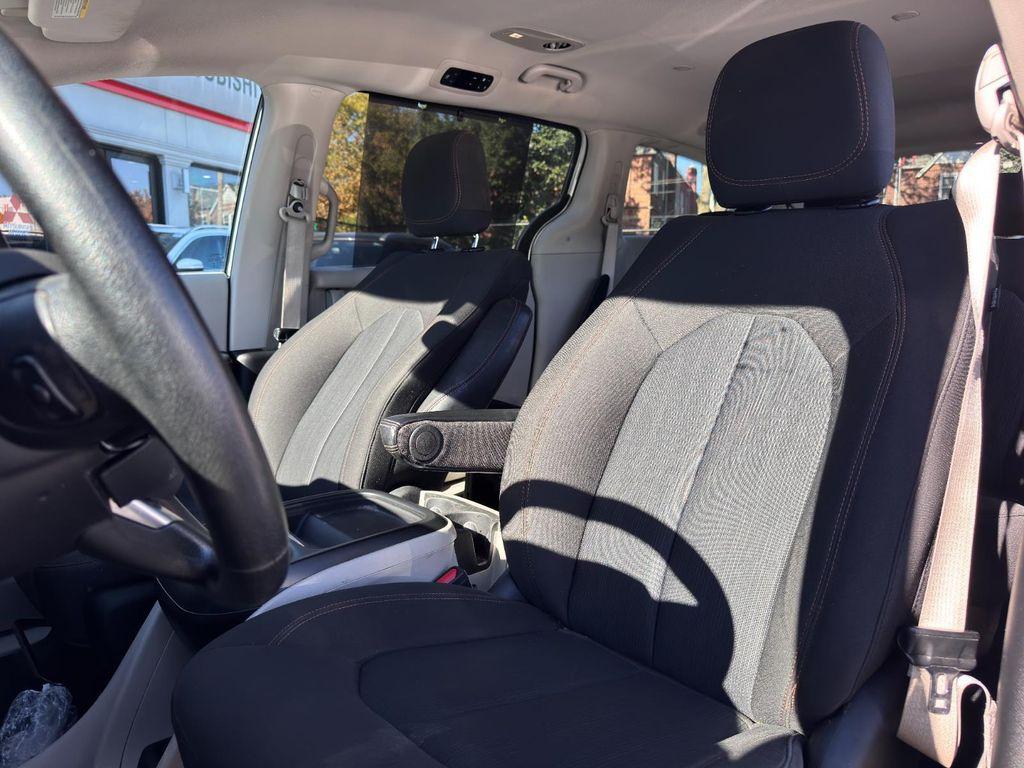 used 2020 Chrysler Pacifica car, priced at $17,895