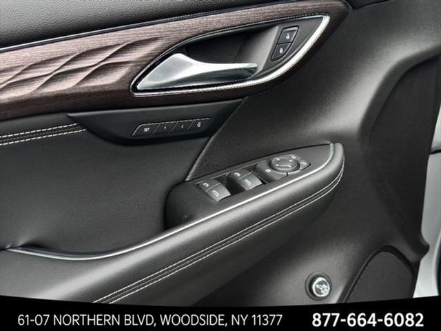 used 2023 Buick Envision car, priced at $28,500