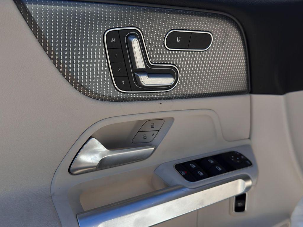 used 2021 Mercedes-Benz GLB 250 car, priced at $18,795