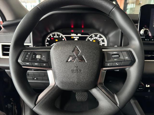 new 2024 Mitsubishi Outlander car, priced at $31,690