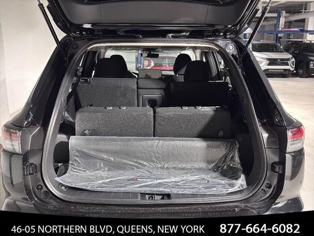 new 2025 Mitsubishi Outlander car, priced at $33,845
