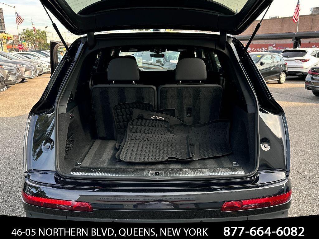 used 2021 Audi Q7 car, priced at $33,000