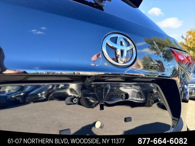 used 2023 Toyota Highlander car, priced at $34,000