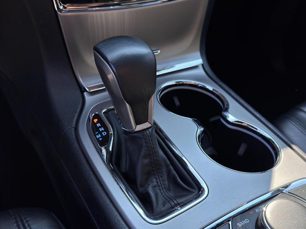 used 2021 Jeep Grand Cherokee car, priced at $25,495