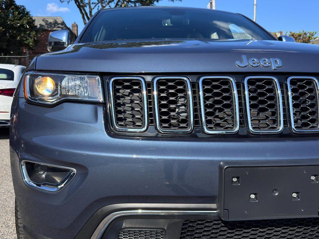 used 2021 Jeep Grand Cherokee car, priced at $25,495