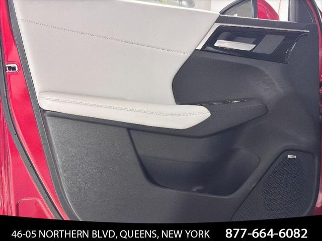 new 2025 Mitsubishi Outlander car, priced at $38,200