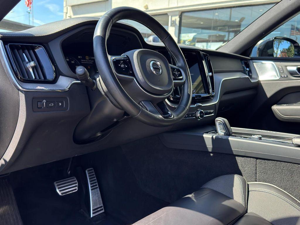 used 2021 Volvo XC60 Recharge Plug-In Hybrid car, priced at $28,595