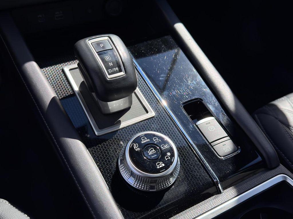 used 2023 Mitsubishi Outlander car, priced at $24,995