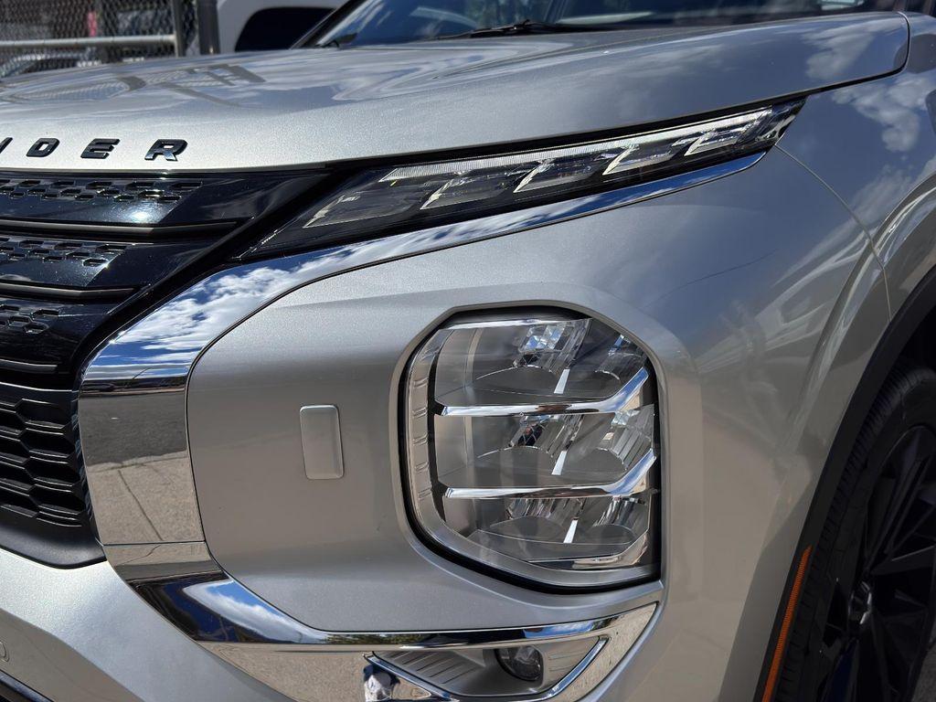 used 2023 Mitsubishi Outlander car, priced at $24,995