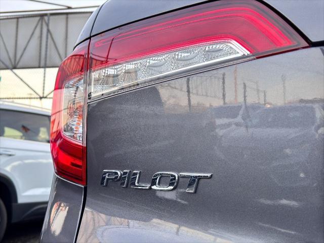 used 2022 Honda Pilot car, priced at $31,500