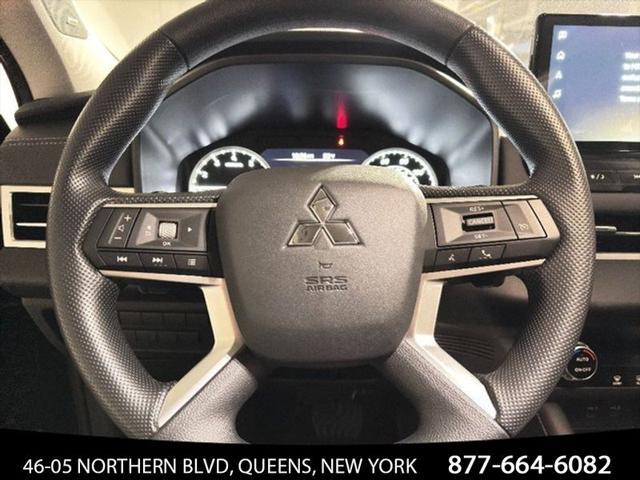 new 2025 Mitsubishi Outlander car, priced at $34,515