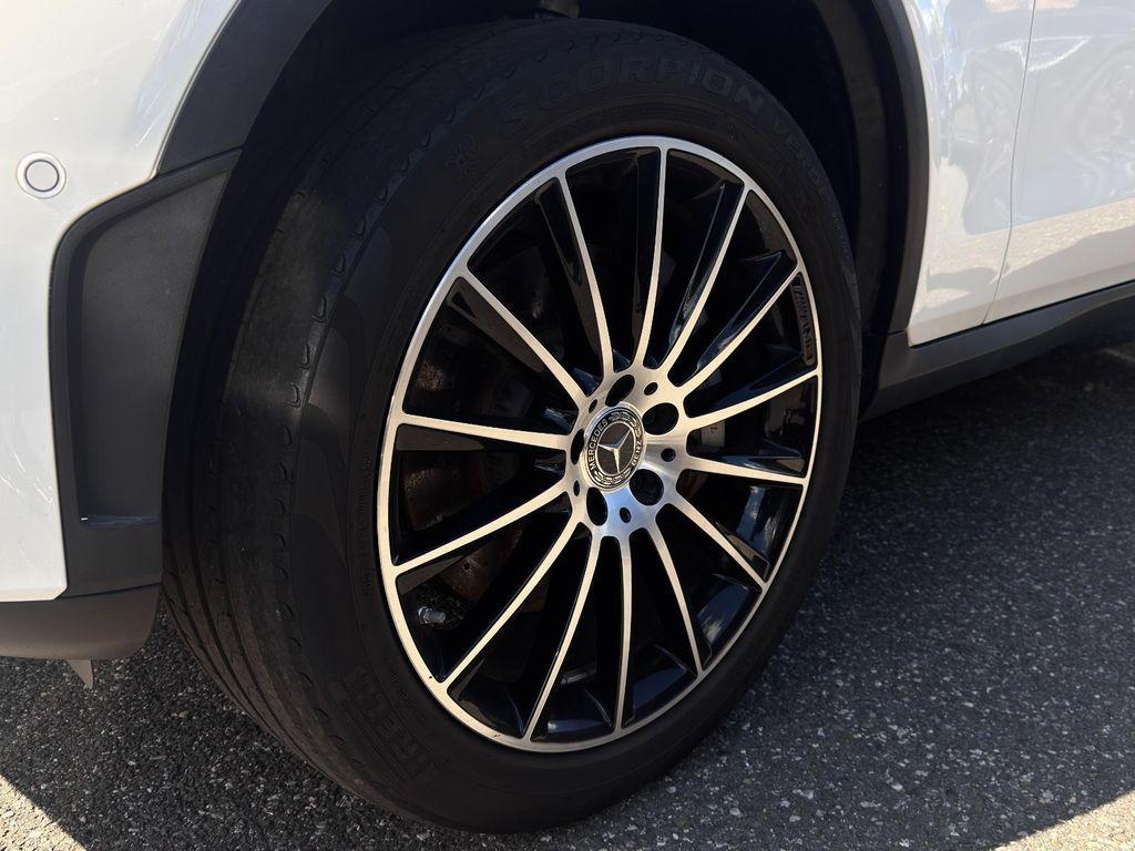 used 2022 Mercedes-Benz GLC 300 car, priced at $23,995