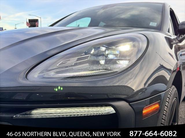 used 2022 Porsche Macan car, priced at $38,700