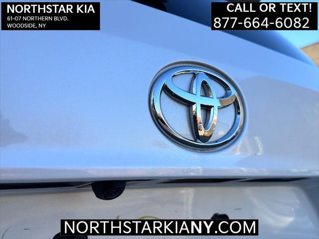 used 2022 Toyota Highlander car, priced at $34,995