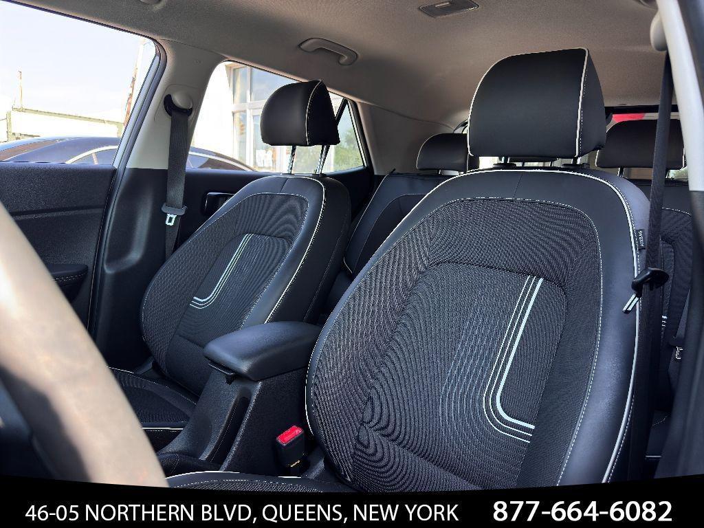 used 2024 Hyundai Venue car, priced at $18,495