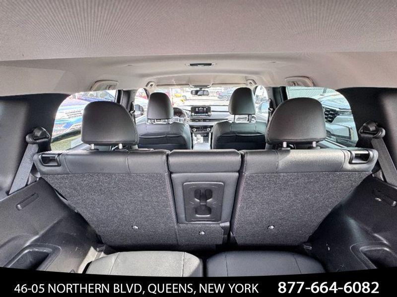 used 2022 Mitsubishi Outlander car, priced at $25,490