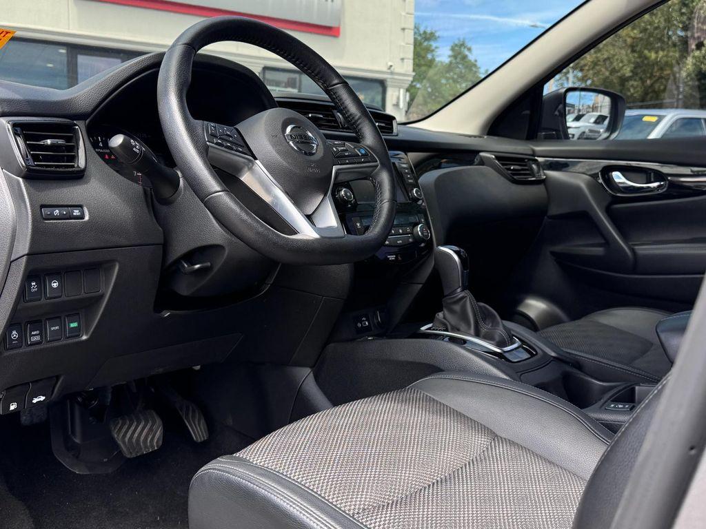 used 2022 Nissan Rogue Sport car, priced at $17,995