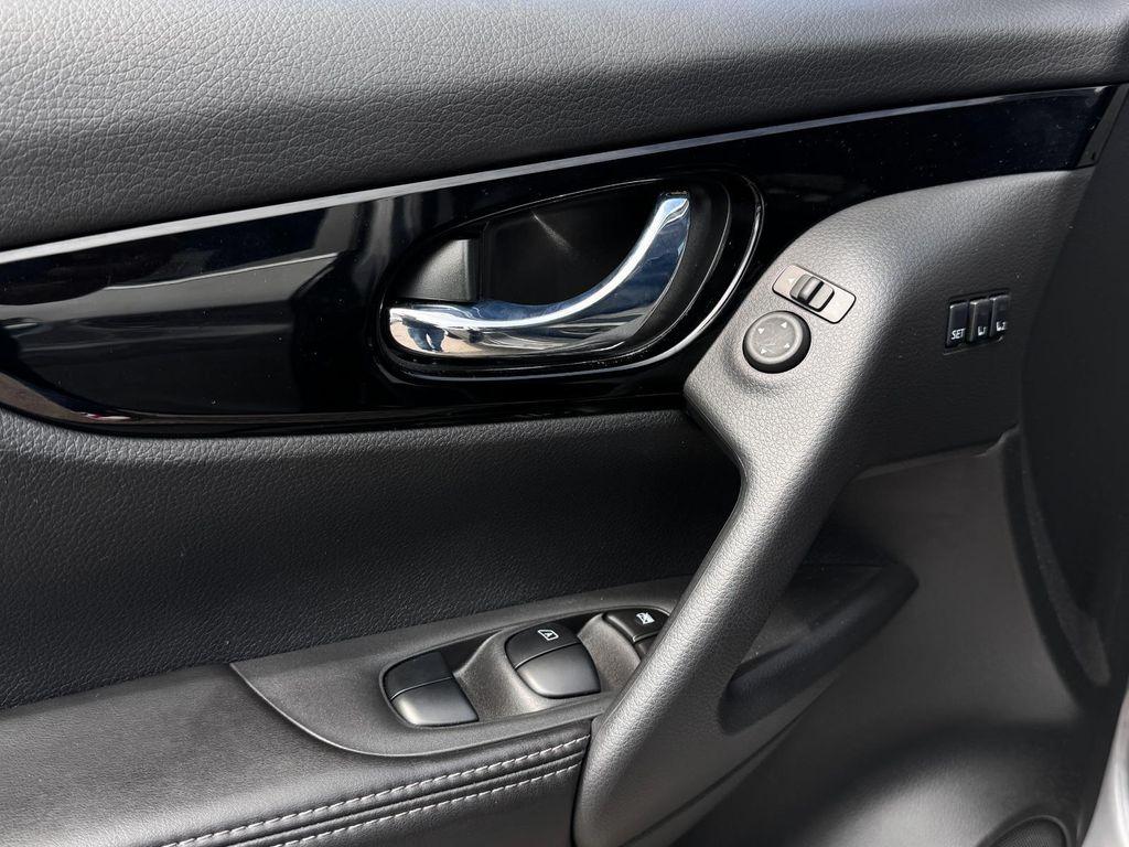 used 2022 Nissan Rogue Sport car, priced at $17,995