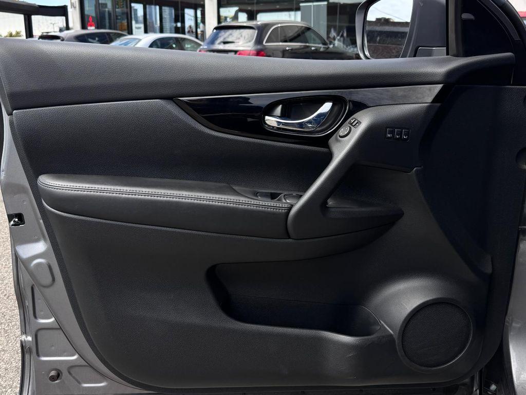 used 2022 Nissan Rogue Sport car, priced at $17,995