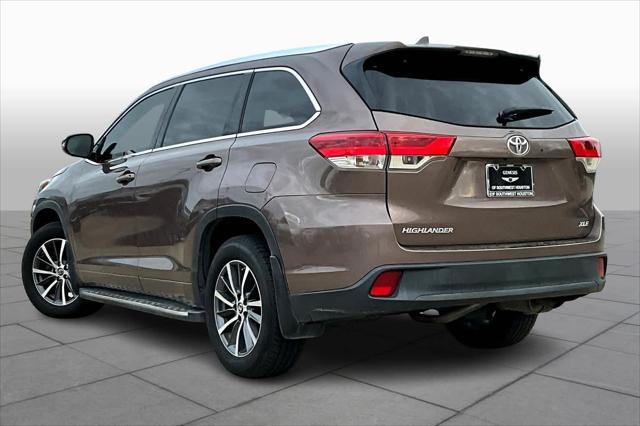 used 2017 Toyota Highlander car, priced at $19,913