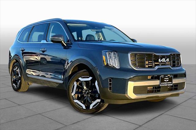 used 2024 Kia Telluride car, priced at $36,320