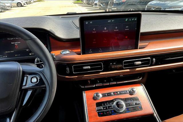 used 2022 Lincoln Aviator car, priced at $44,847