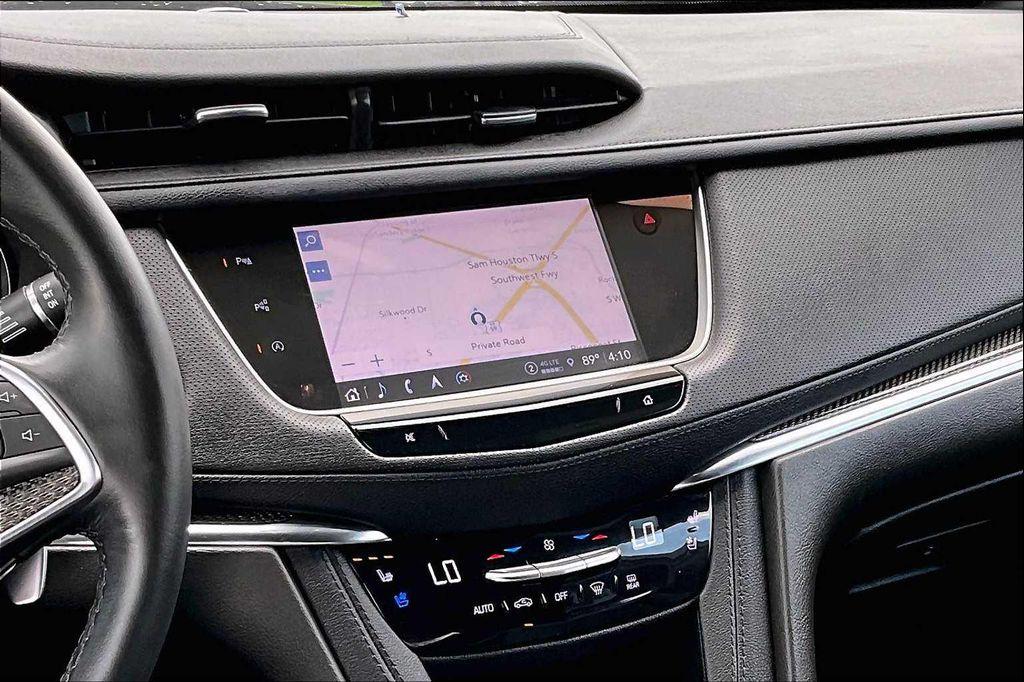 used 2022 Cadillac XT5 car, priced at $35,859