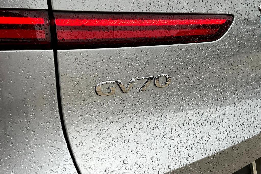 new 2024 Genesis GV70 car, priced at $53,605
