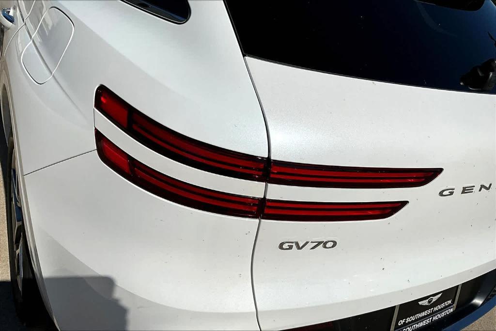 new 2025 Genesis GV70 car, priced at $48,460