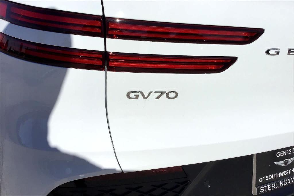 new 2024 Genesis GV70 car, priced at $59,025