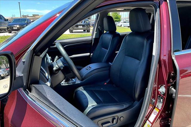used 2016 Toyota Highlander car, priced at $19,795