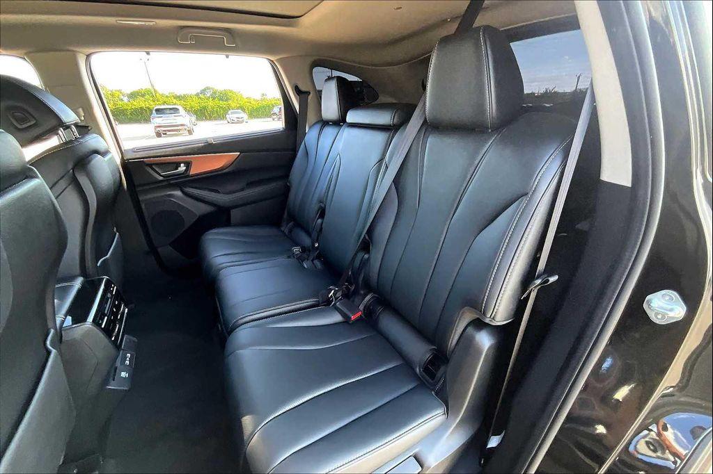used 2022 Acura MDX car, priced at $34,081