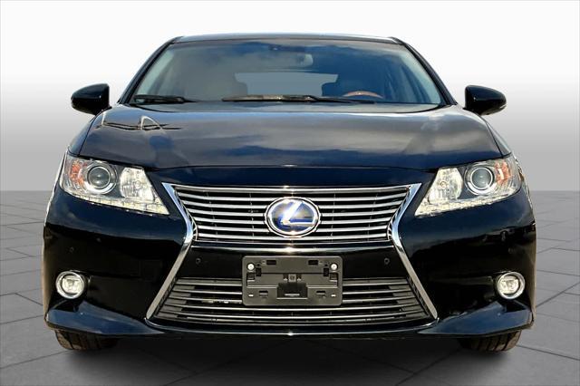 used 2015 Lexus ES 300h car, priced at $15,438