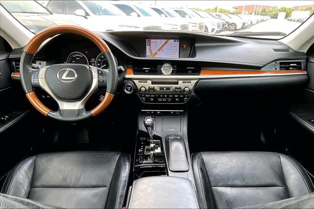 used 2015 Lexus ES 300h car, priced at $15,438