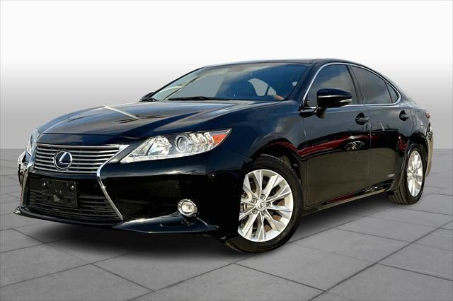 used 2015 Lexus ES 300h car, priced at $15,438