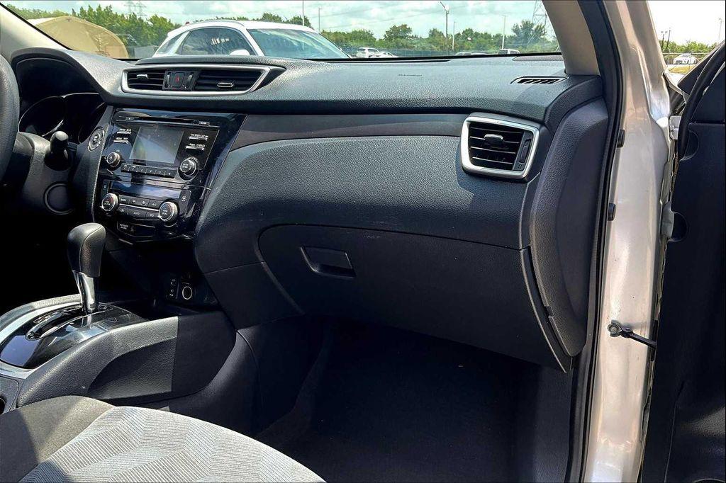 used 2016 Nissan Rogue car, priced at $9,959