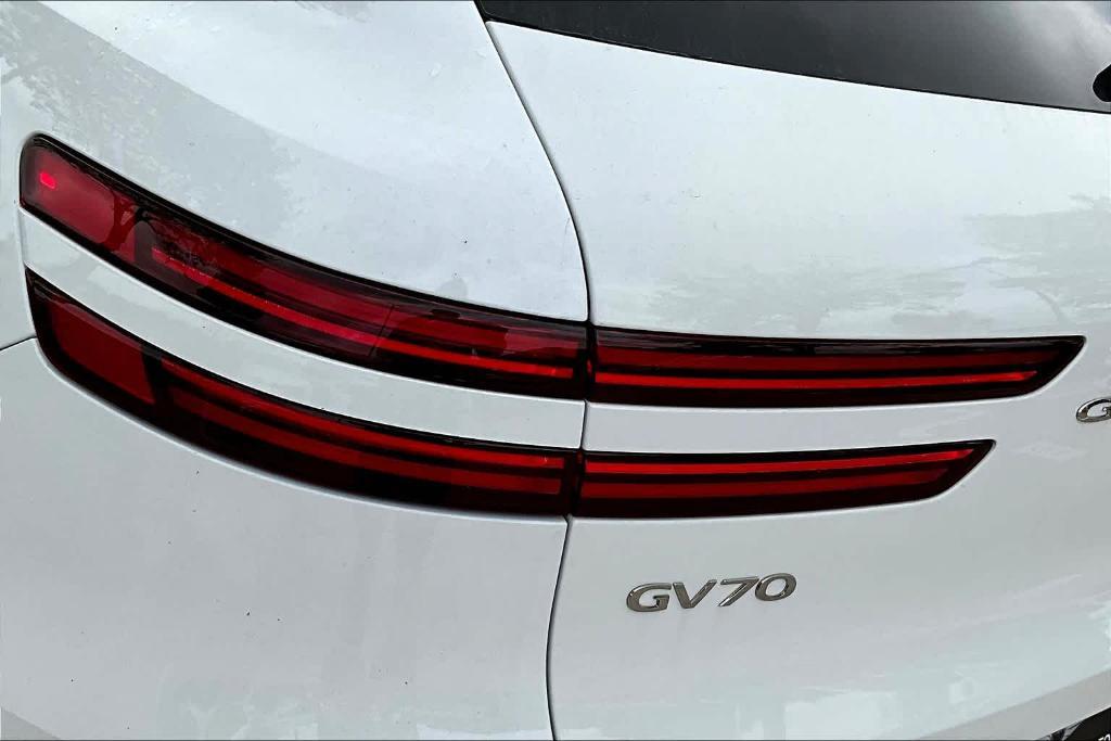 new 2025 Genesis GV70 car, priced at $47,805