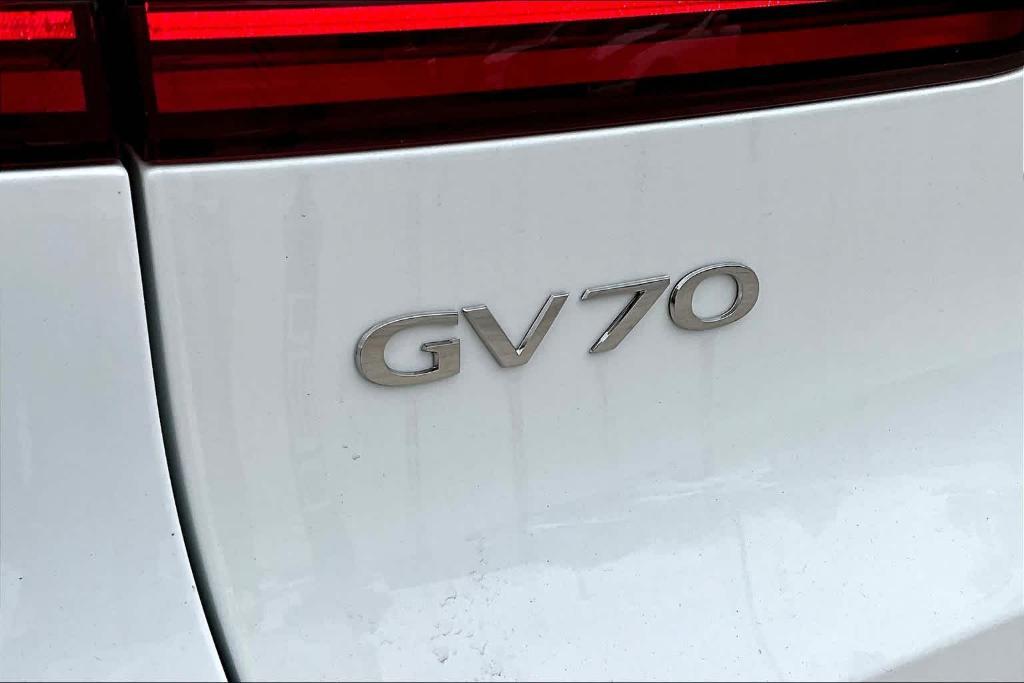 new 2025 Genesis GV70 car, priced at $59,590