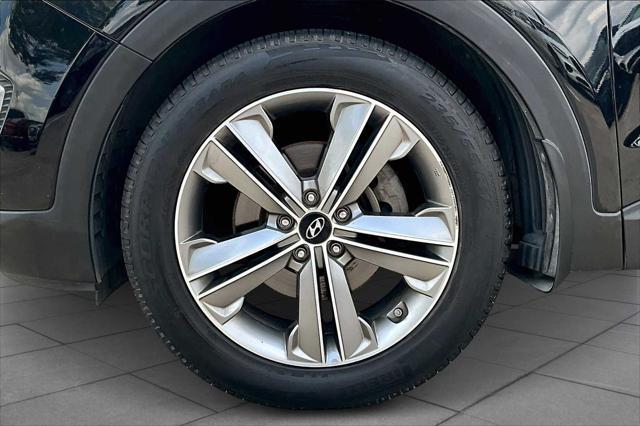 used 2014 Hyundai Santa Fe car, priced at $10,489